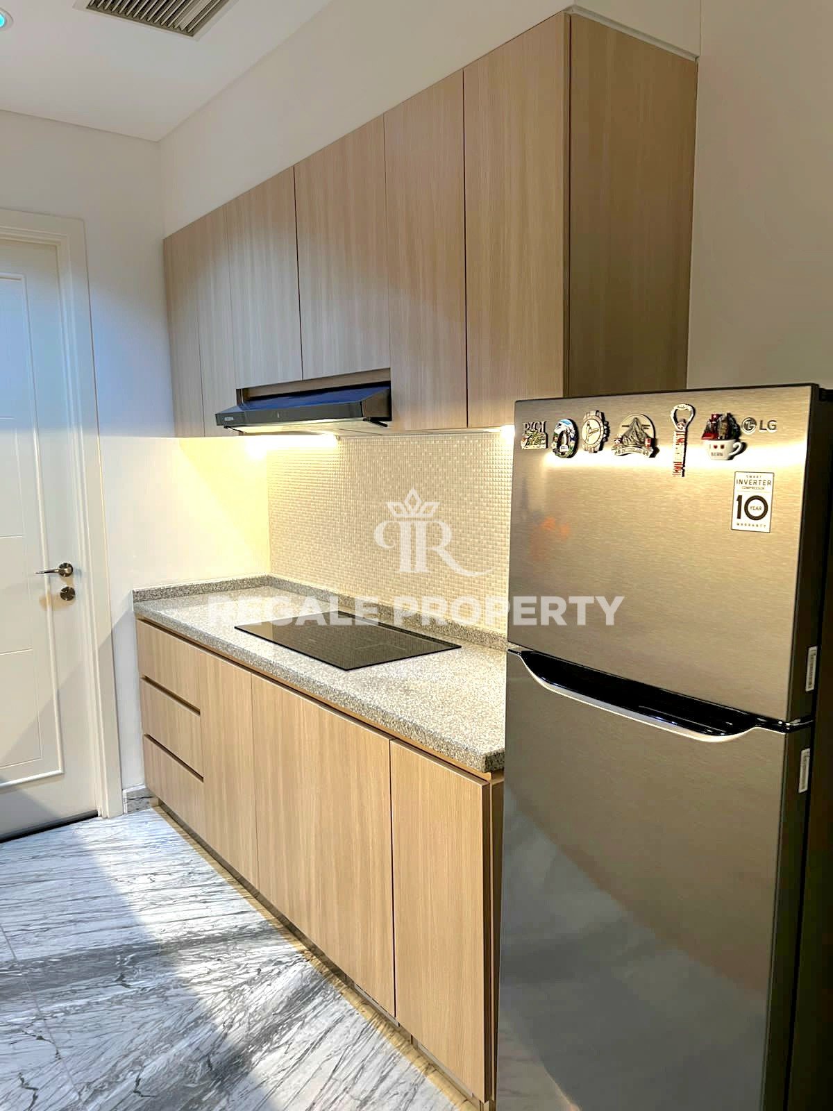 Condominium Full Furnished Dengan Private Lift – Podomoro Tribeca Northern