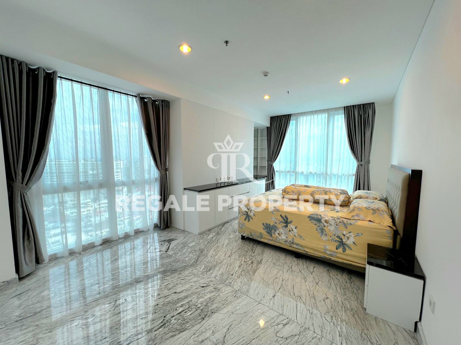 Condominium Full Furnished Dengan Private Lift – Podomoro Tribeca Northern