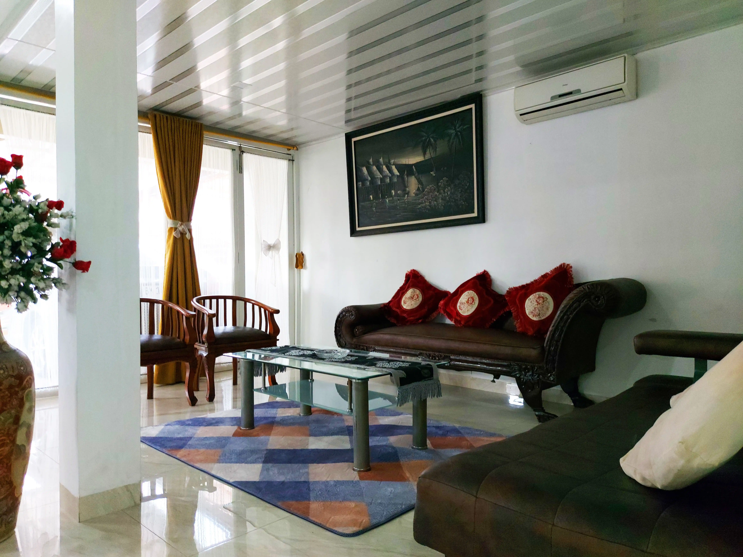 Rumah Komplek Elite Tasbi Daerah Ringroad – Setia Budi