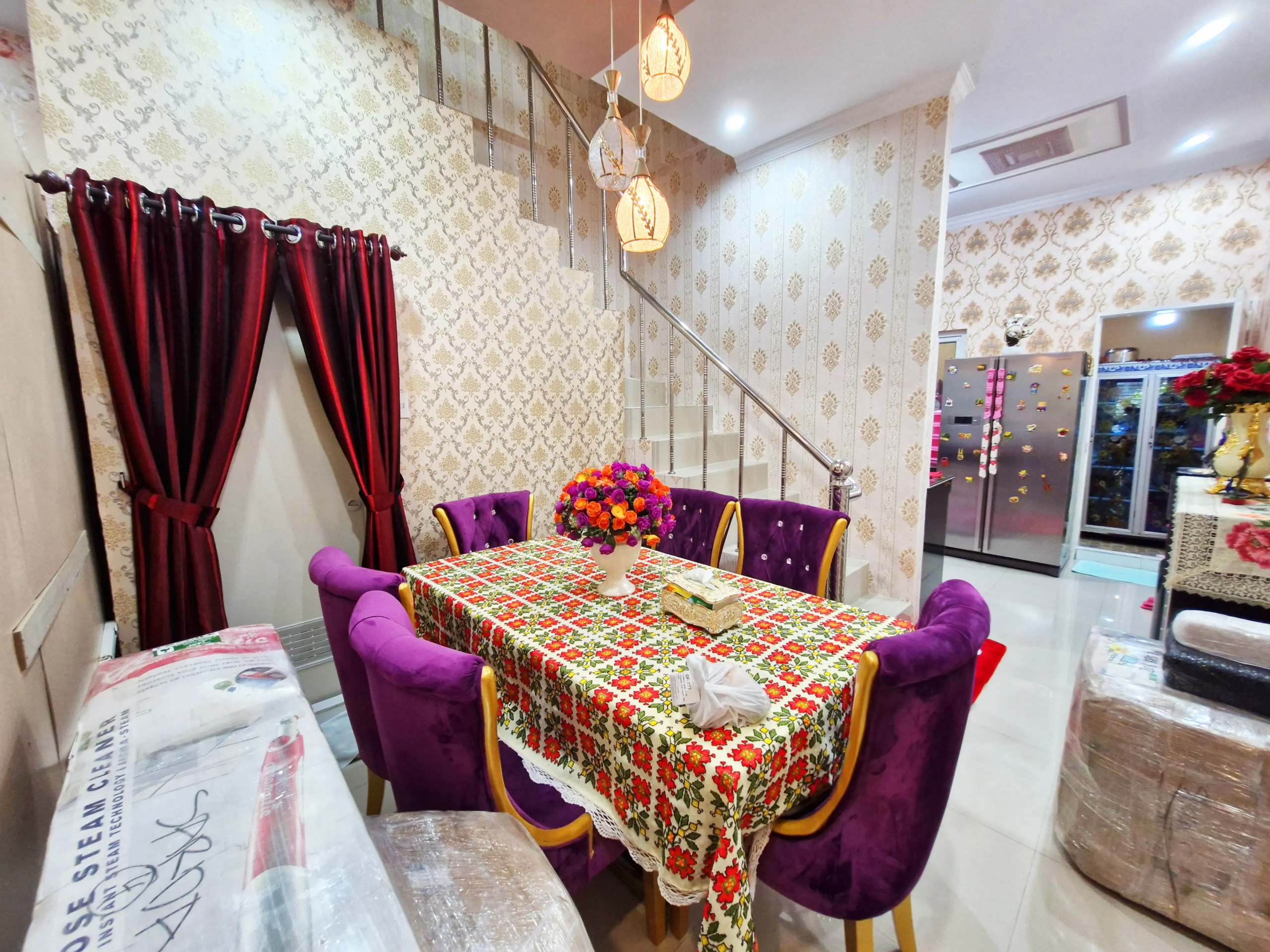 Rumah 3 Lantai Luas & Rapi Daerah Setia Budi