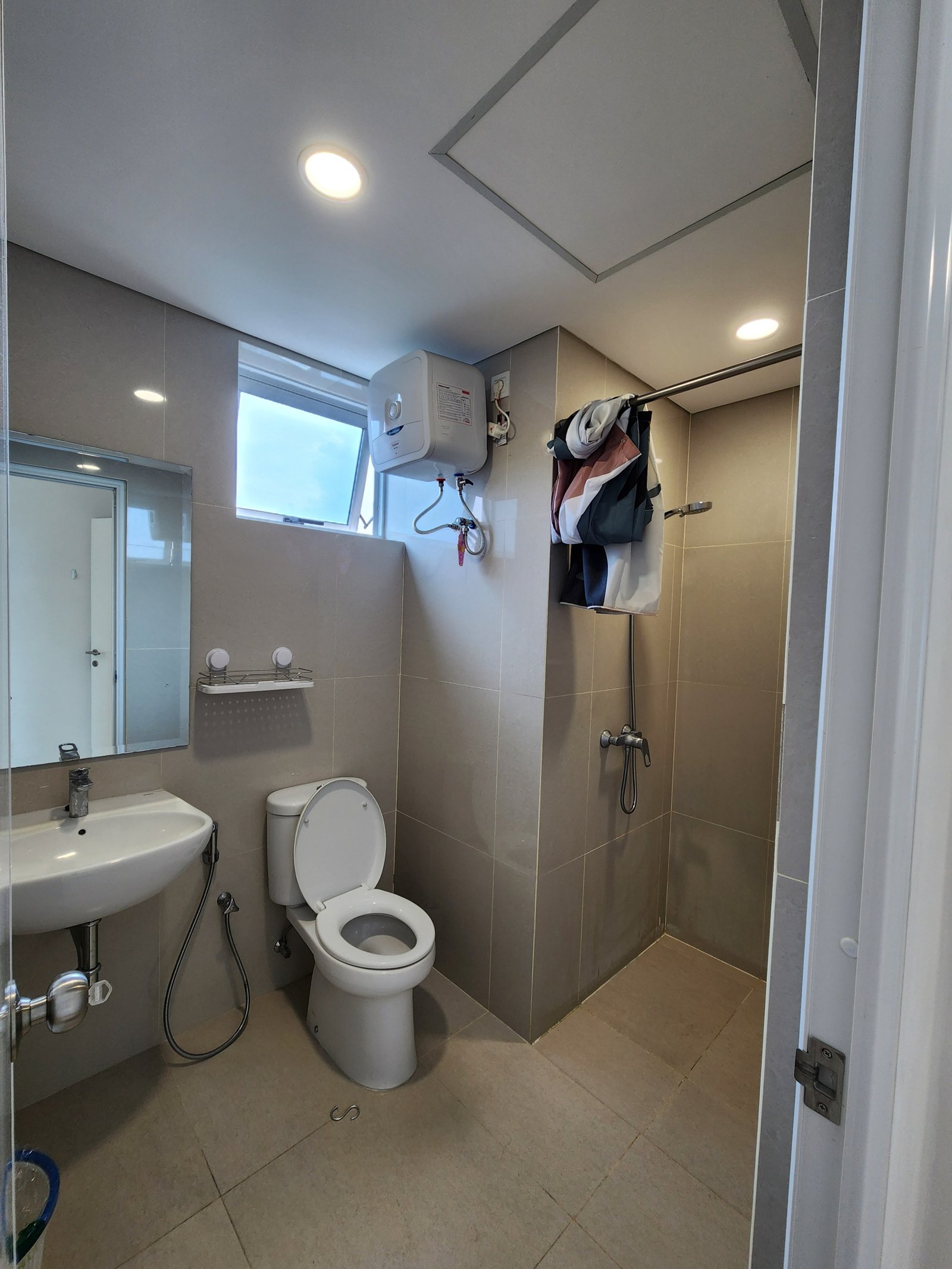 Premium Apartement Podomoro – Tower Empire