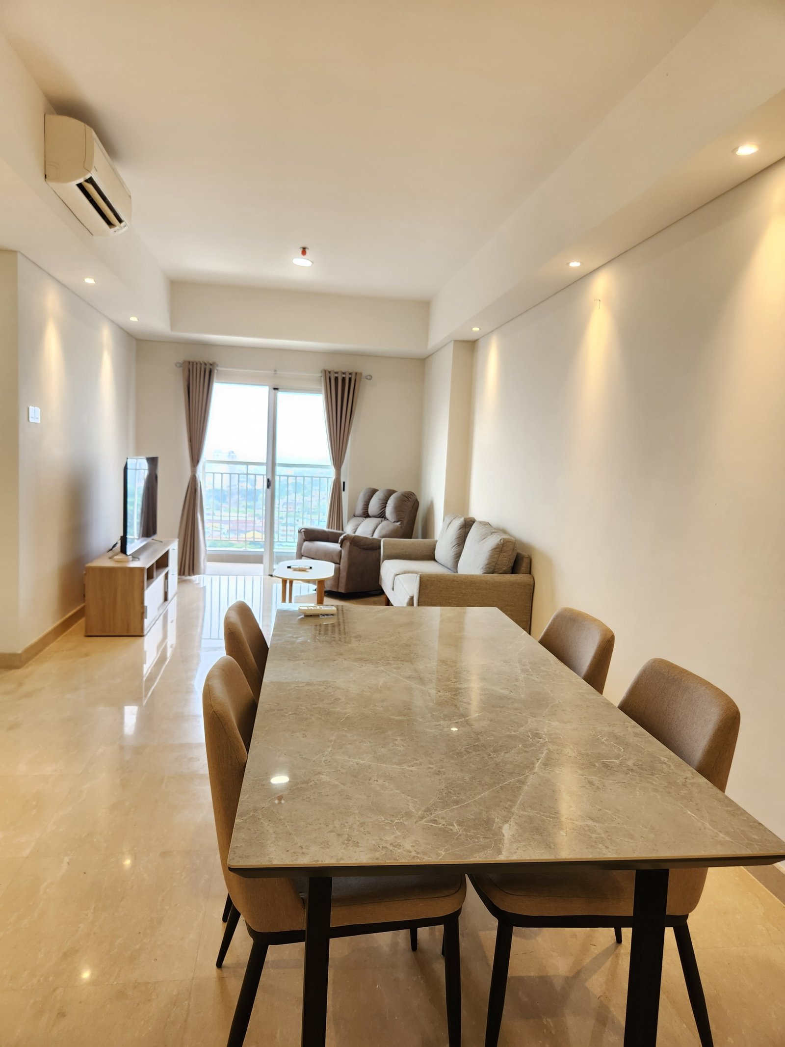 Premium Apartement Podomoro – Tower Empire