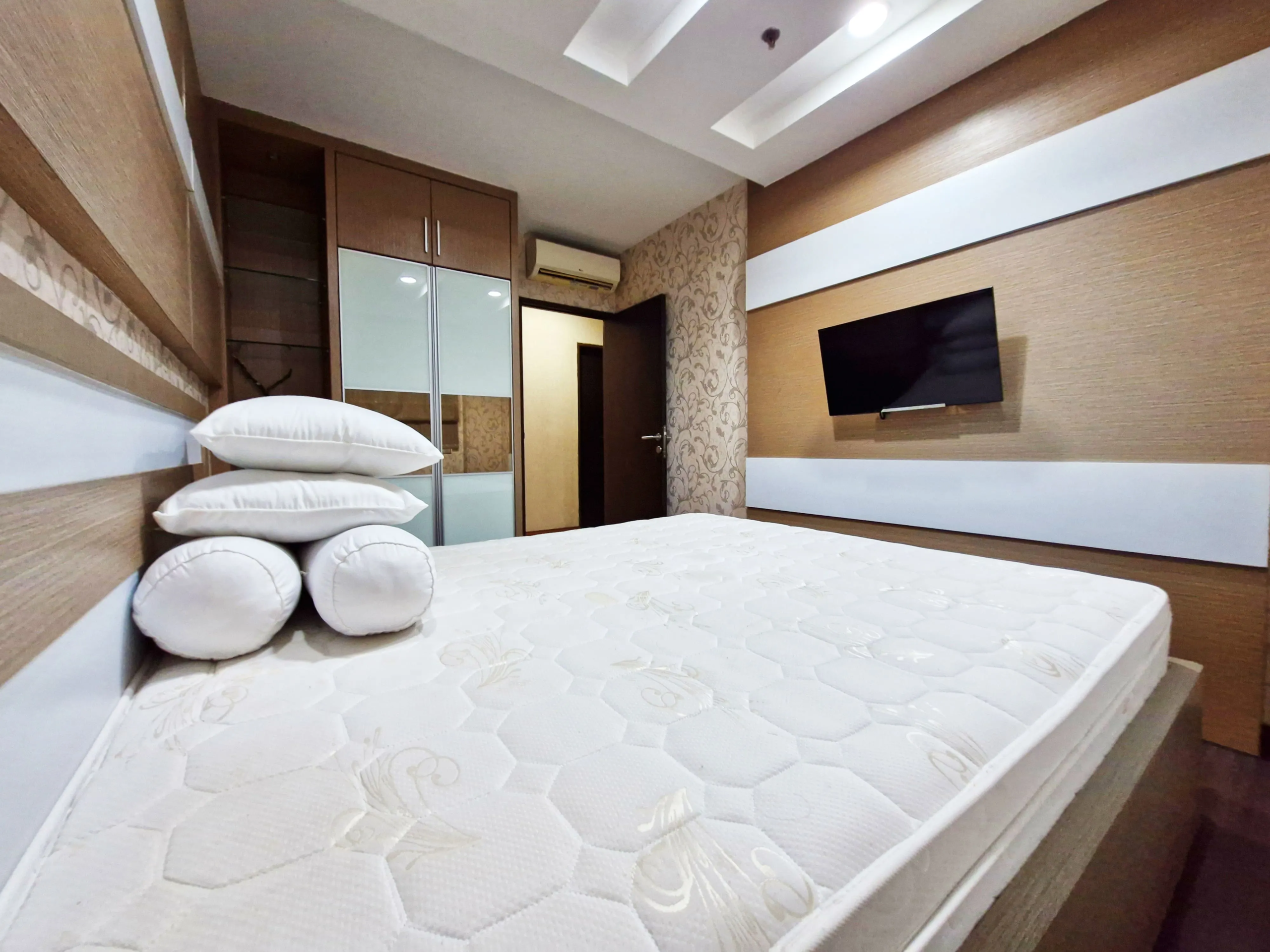 Condominium Strategis Tengah Kota Dekat Sun Plaza & Siloam