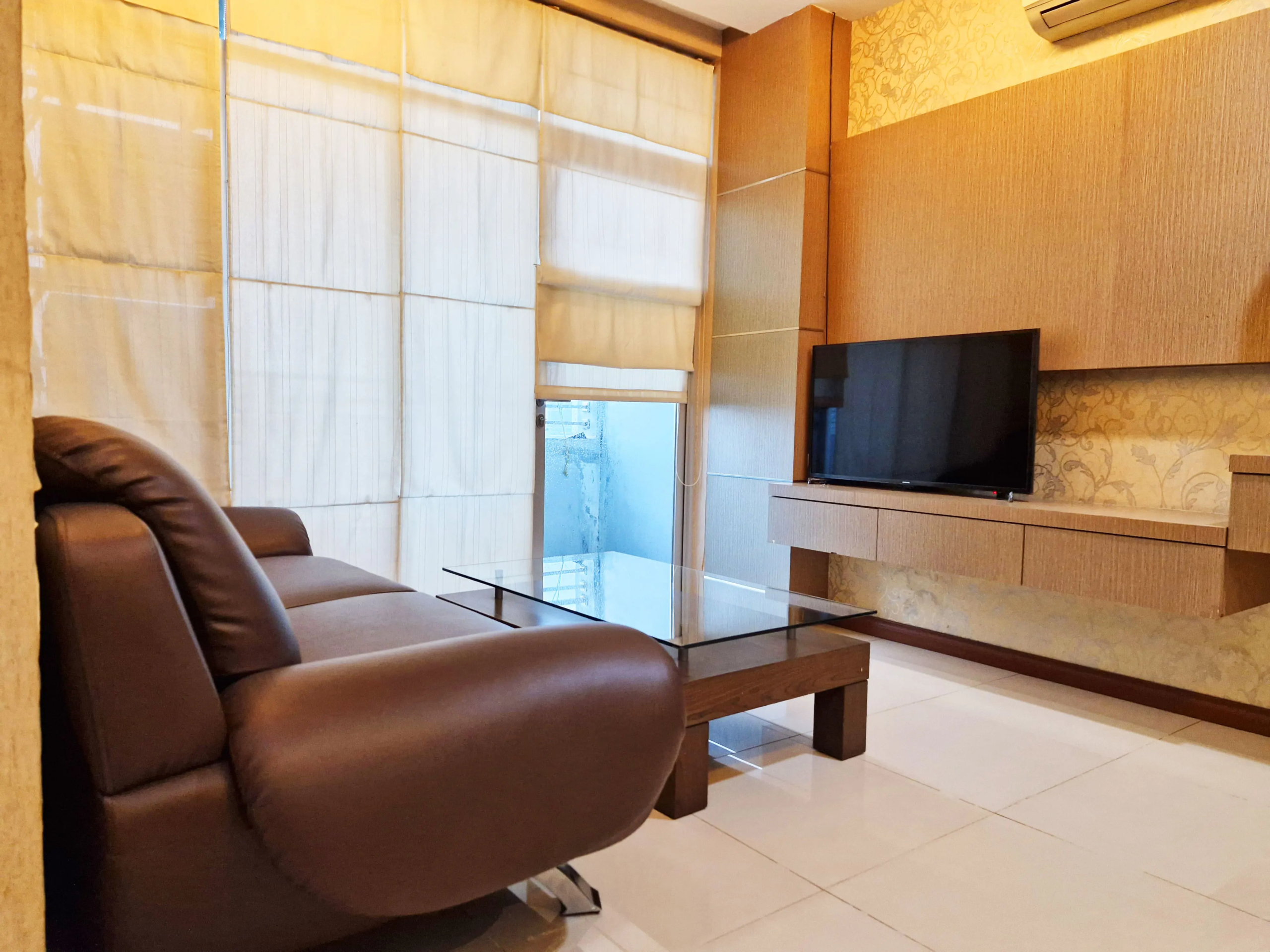 Condominium Strategis Tengah Kota Dekat Sun Plaza & Siloam