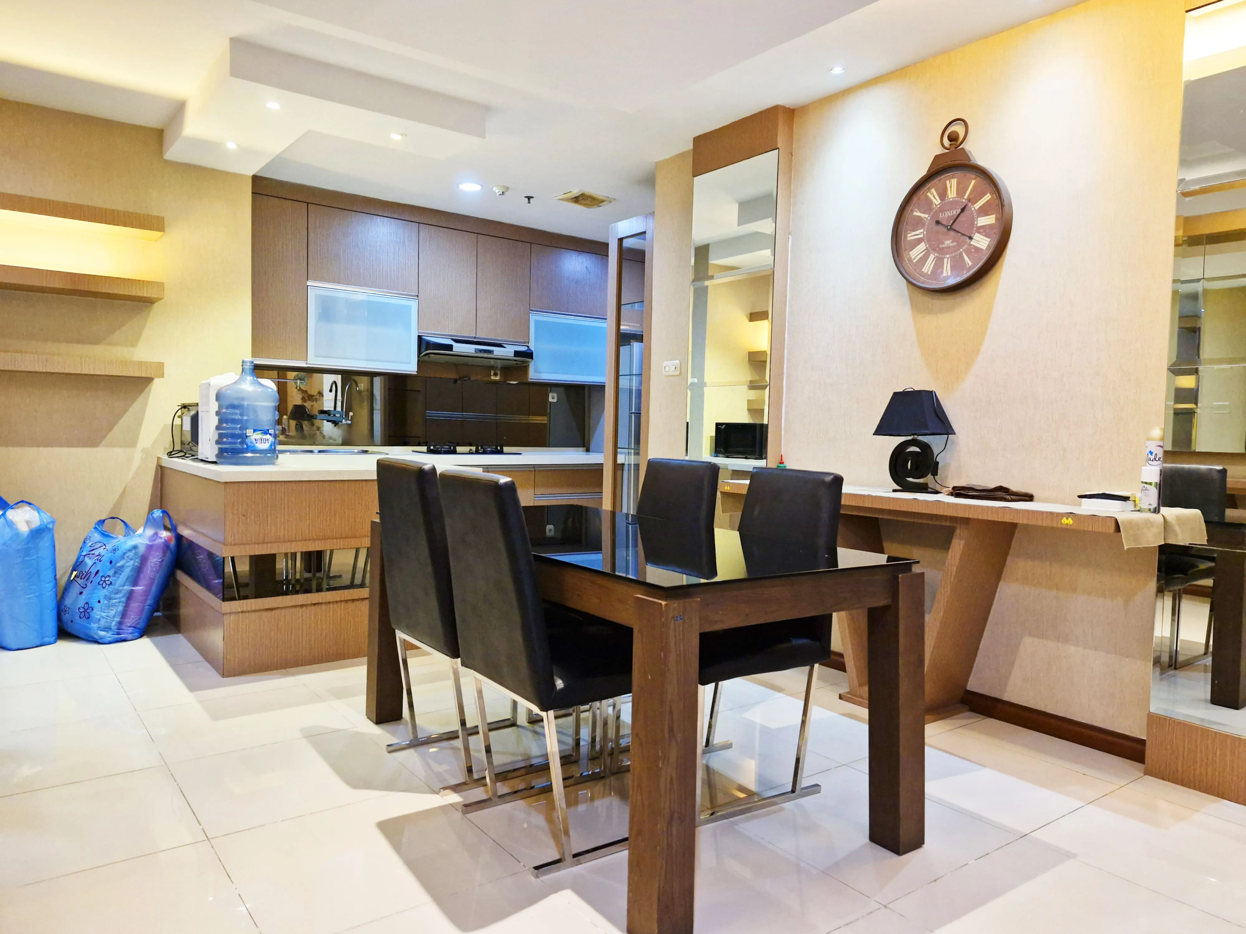 Condominium Strategis Tengah Kota Dekat Sun Plaza & Siloam