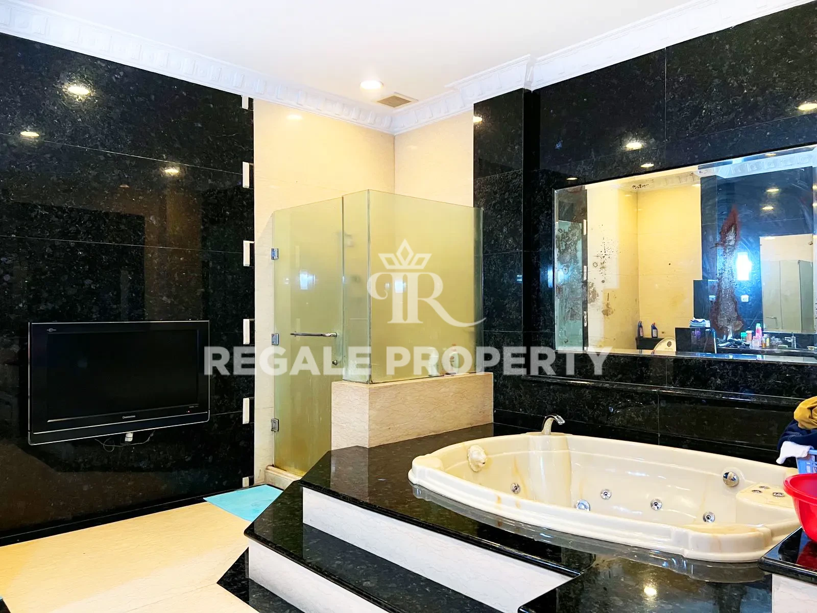 Rumah Hook Di Perumahan Elite Cemara Asri