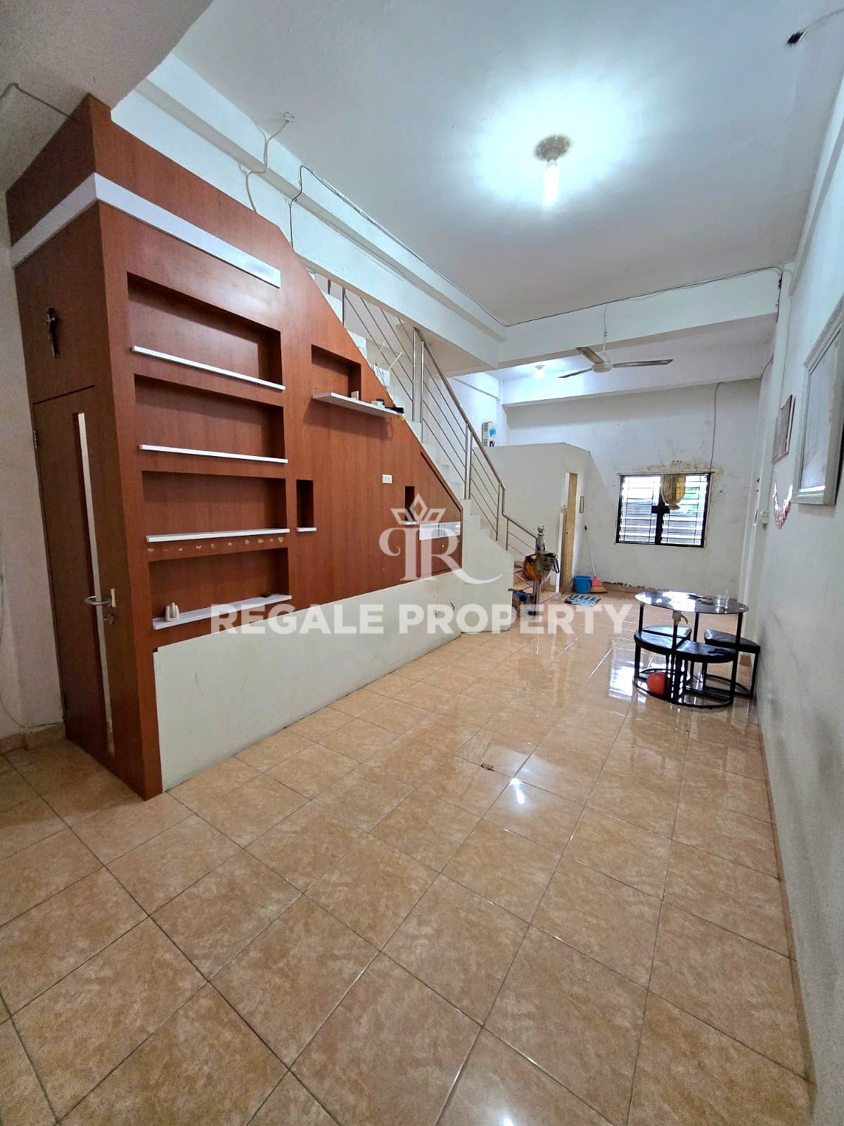Dijual Cepat!!! Rumah Siap Huni Dalam Komplek Daerah Krakatau