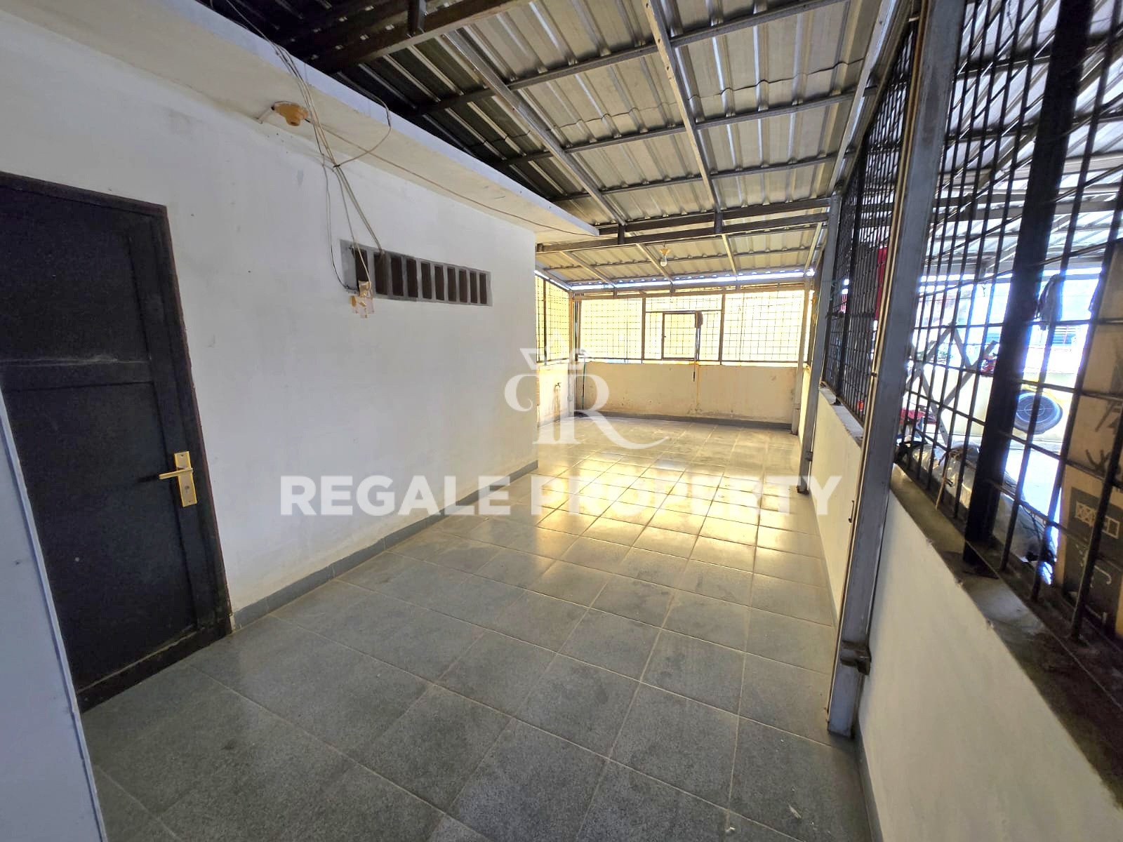 Dijual Cepat!!! Rumah Siap Huni Dalam Komplek Daerah Krakatau