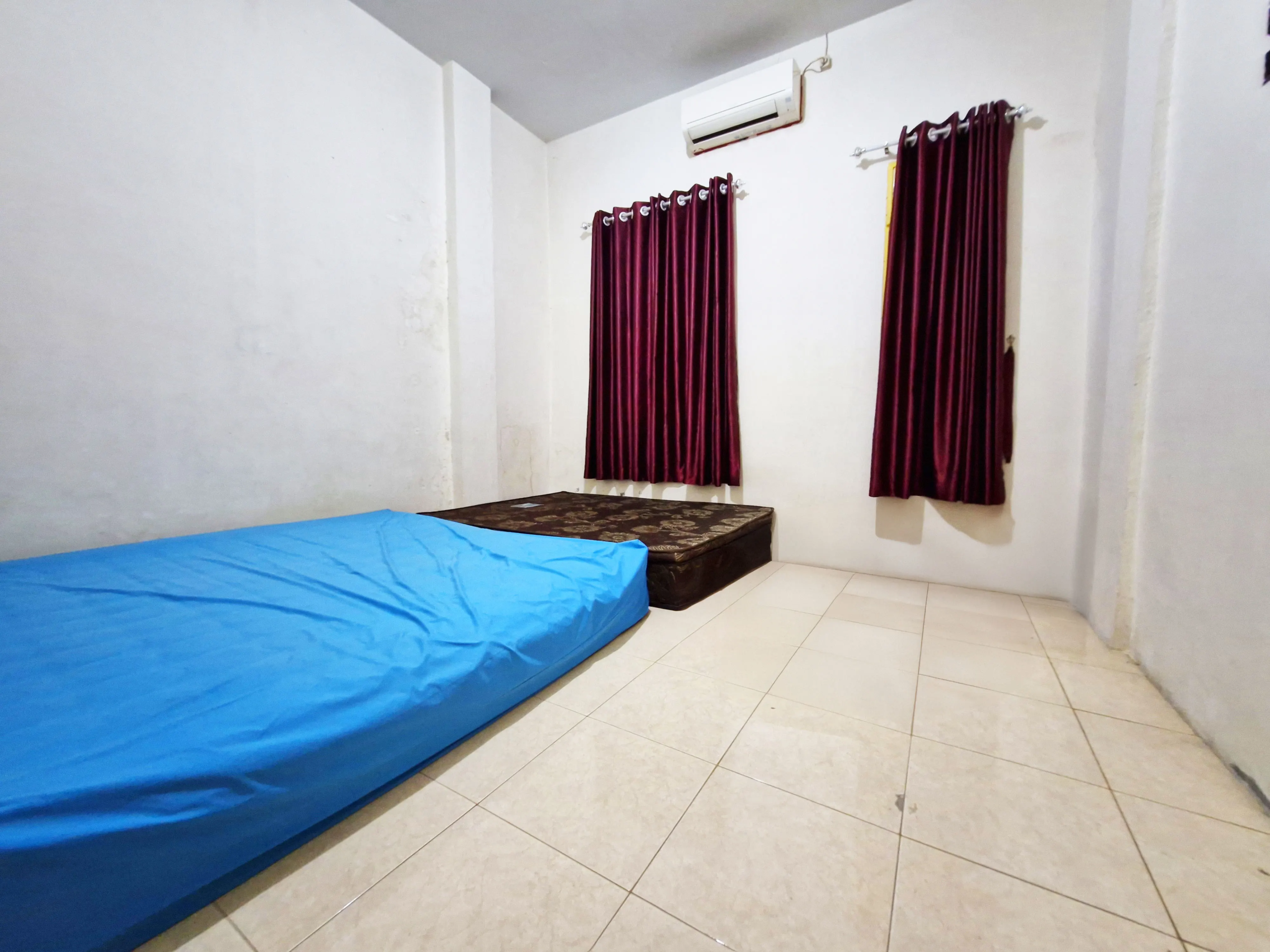 Rumah Sewa Komplek Dekat Asia Mega Mas