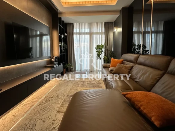 Condominium Lux Full Furnish Di Podomoro Medan