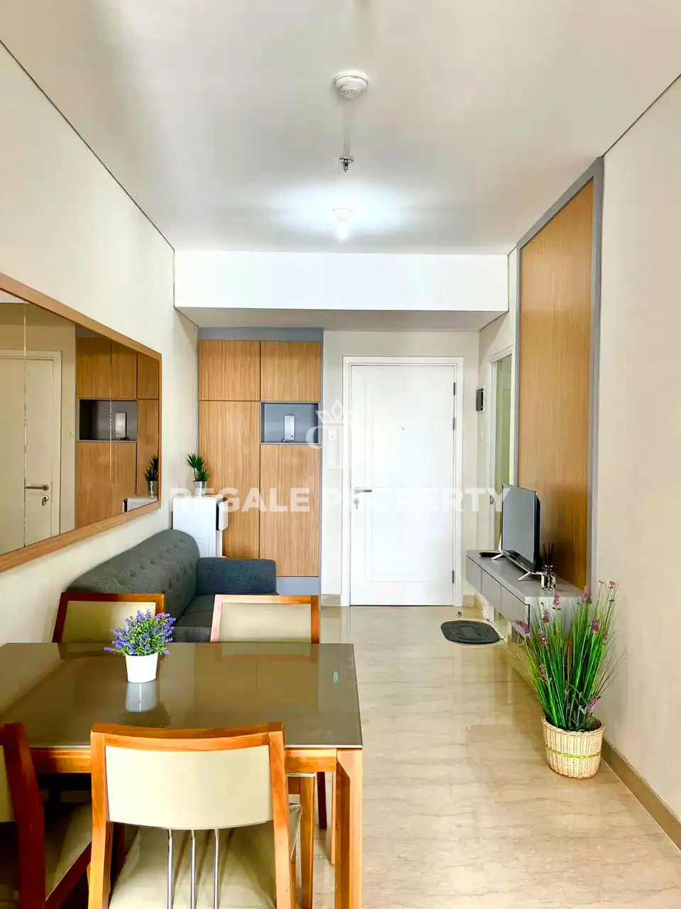 Apartment Podomoro Siap Huni Tower Lexington