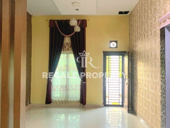 Rumah Full Furnished di Givency One