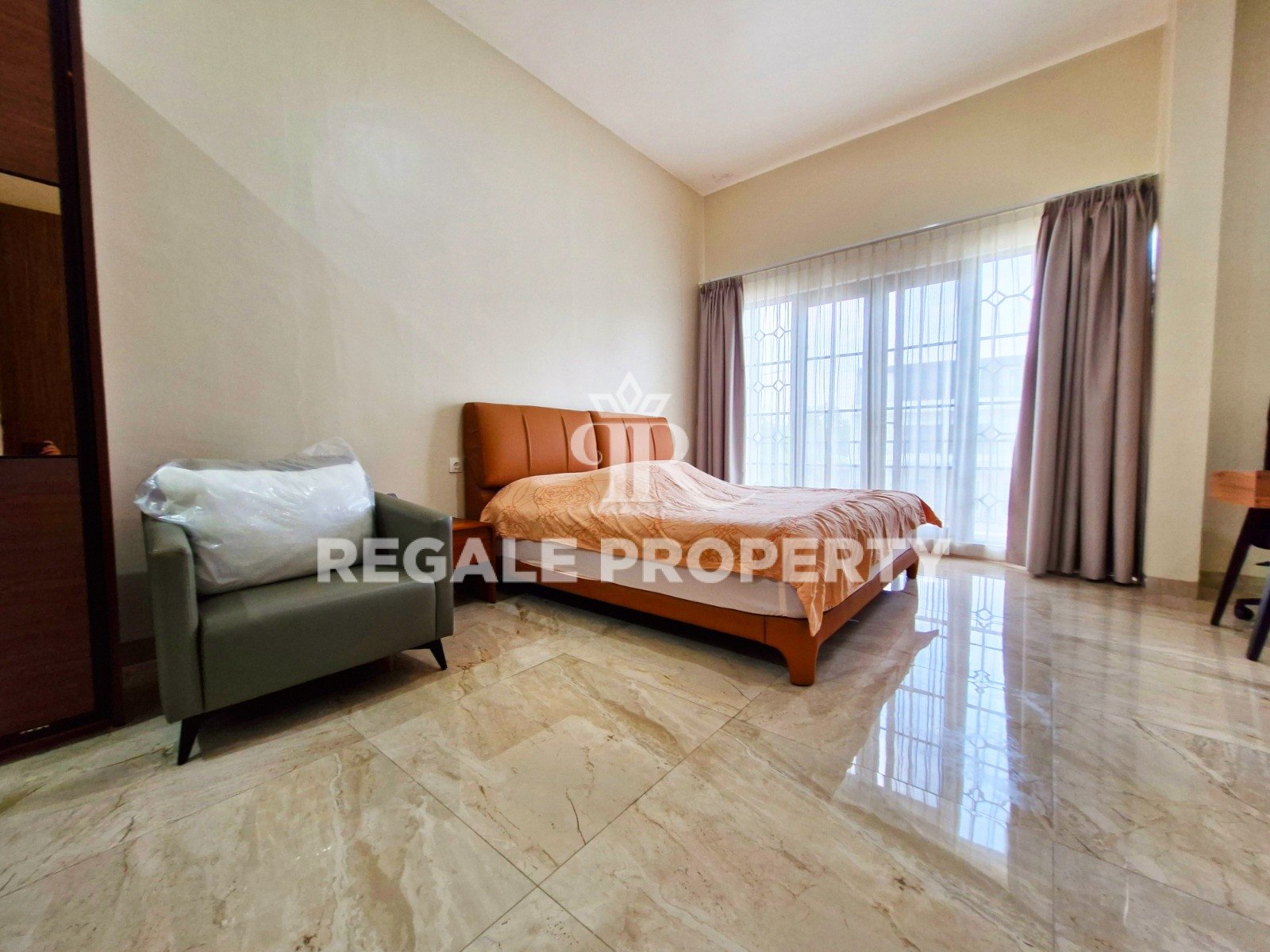 Rumah Full Furnished Desain Modern Daerah Ringroad – Sunggal
