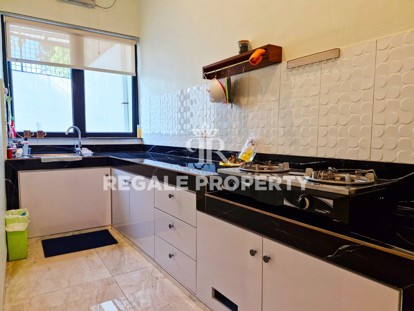 Rumah Full Furnished Desain Modern Daerah Ringroad – Sunggal