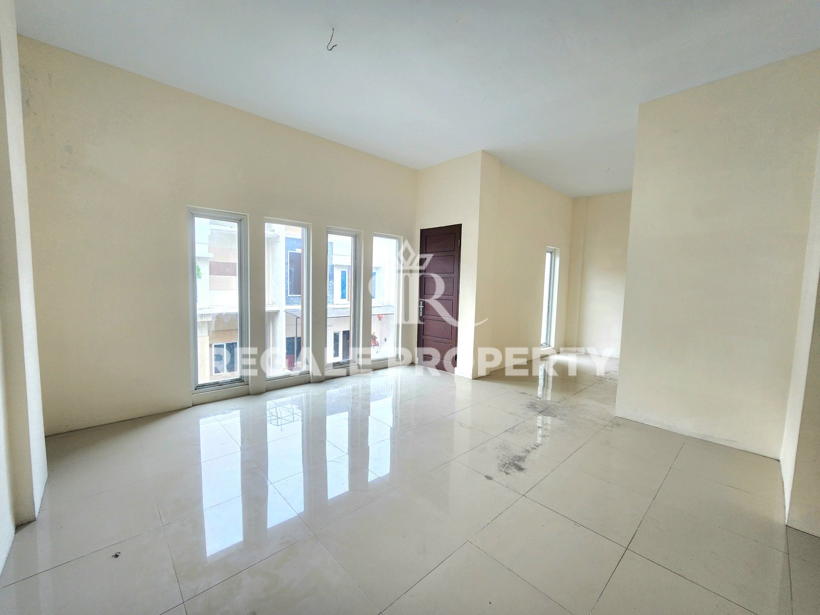 Rumah Siap Huni Di Graha Metropolitan – Cluster Sophie Suites
