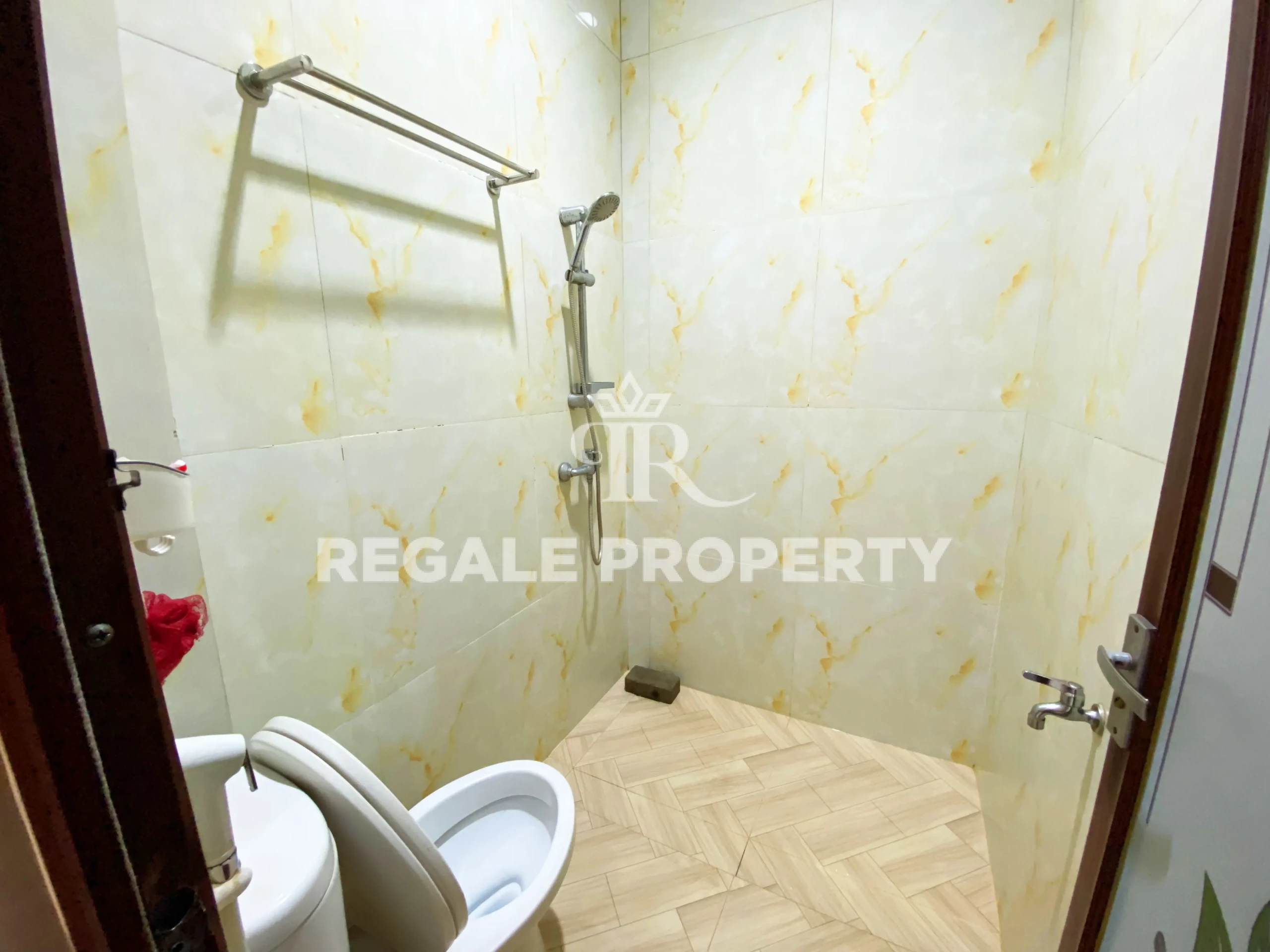Jual Rumah Cemara Hijau Kondisi Fully Furnish